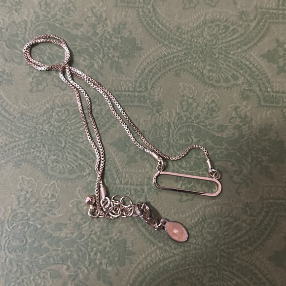 SOLD - Club Monaco Oval Necklace - Gold - Picture 6 of 10